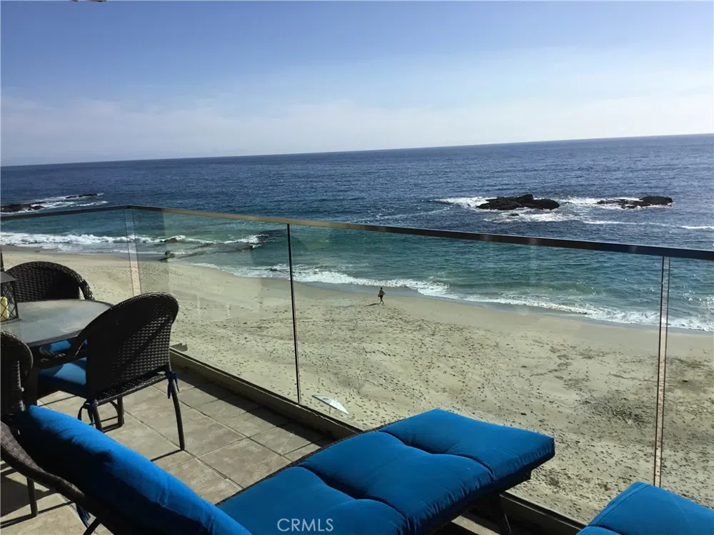 31755 Coast #412 Laguna Beach, CA 92651