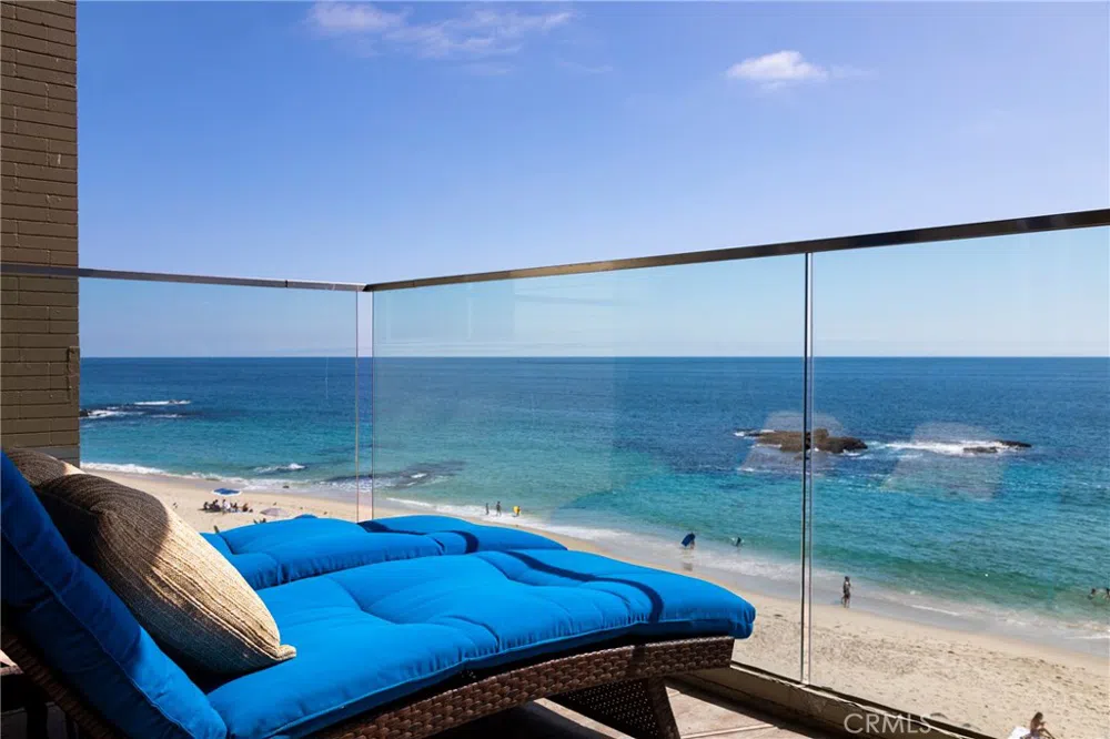 31755 Coast #412 Laguna Beach, CA 92651