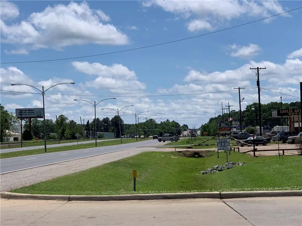 Mansfield Road Shreveport, LA 71108