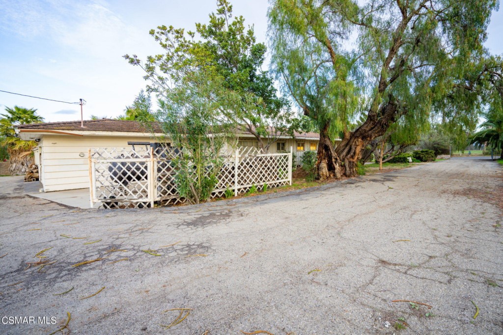 10901 Darling Road Ventura, CA 93004