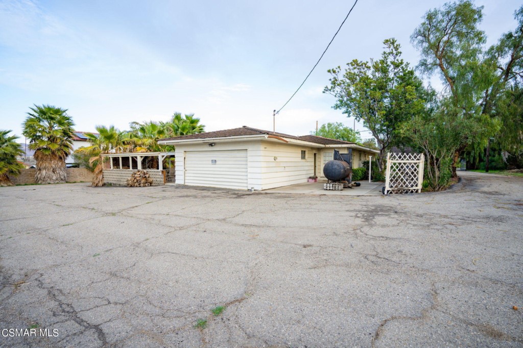 10901 Darling Road Ventura, CA 93004