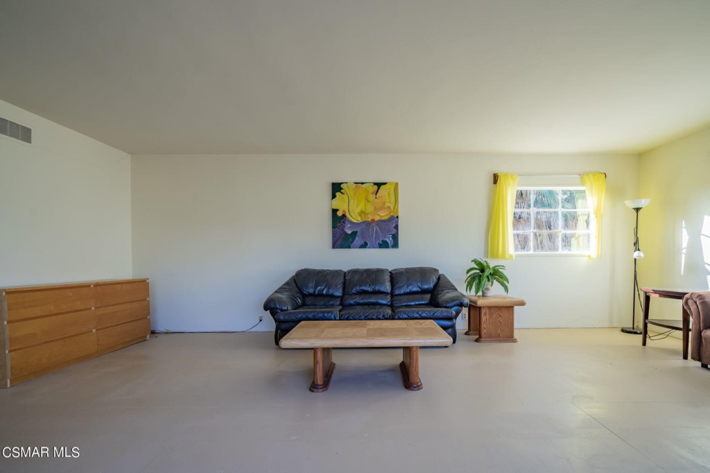 10901 Darling Road Ventura, CA 93004