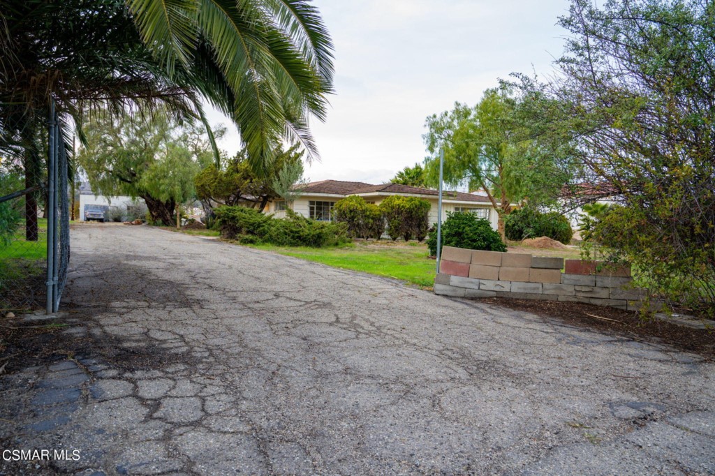 10901 Darling Road Ventura, CA 93004