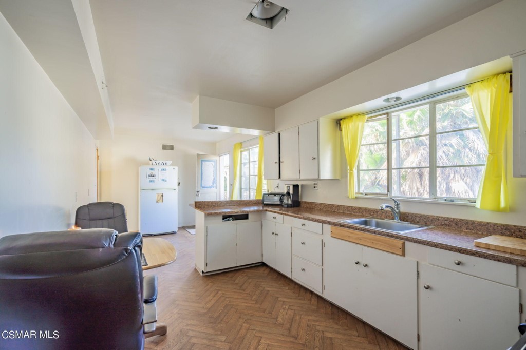 10901 Darling Road Ventura, CA 93004