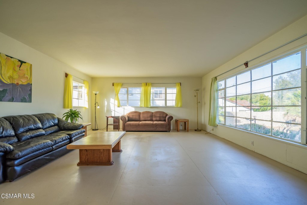 10901 Darling Road Ventura, CA 93004