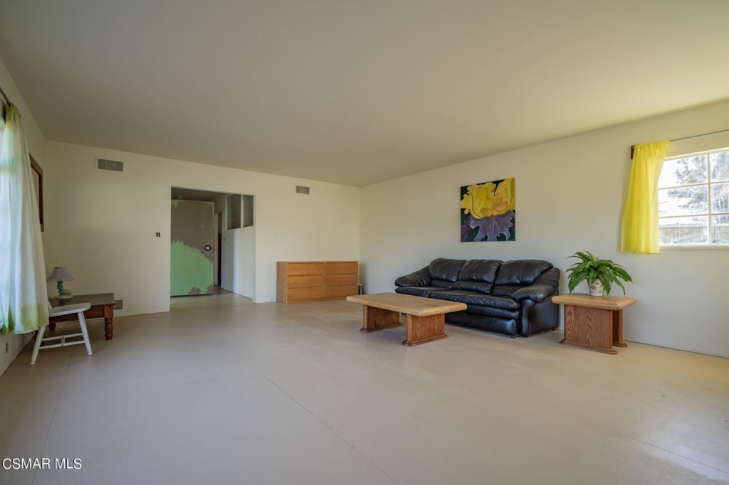 10901 Darling Road Ventura, CA 93004