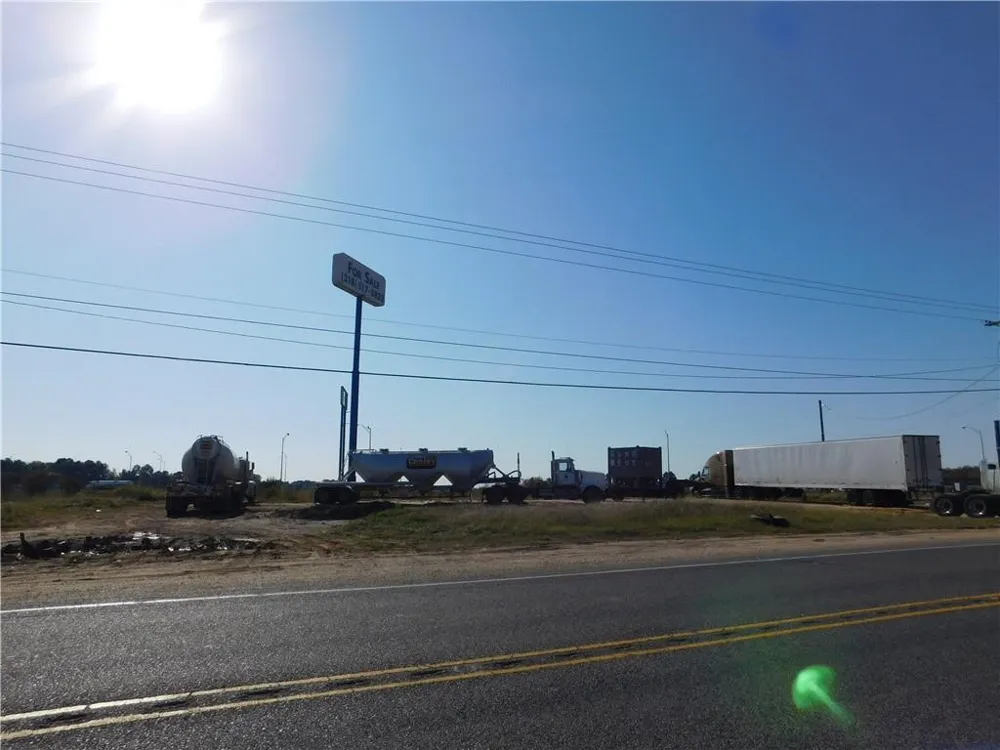 7295 Greenwood Road Shreveport, LA 71119