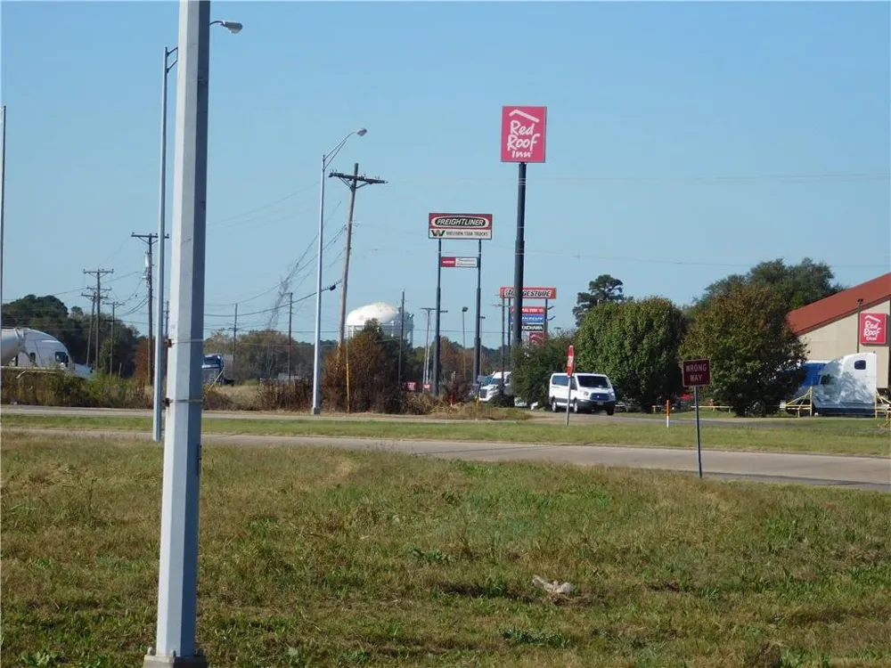 7295 Greenwood Road Shreveport, LA 71119