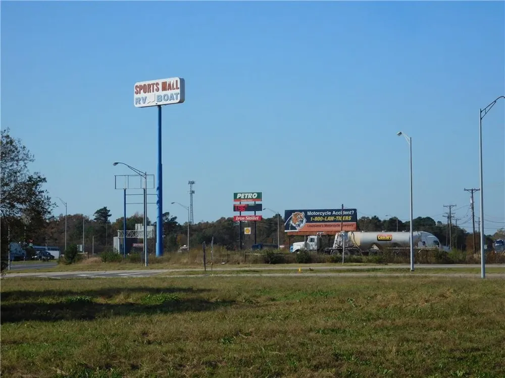 7295 Greenwood Road Shreveport, LA 71119