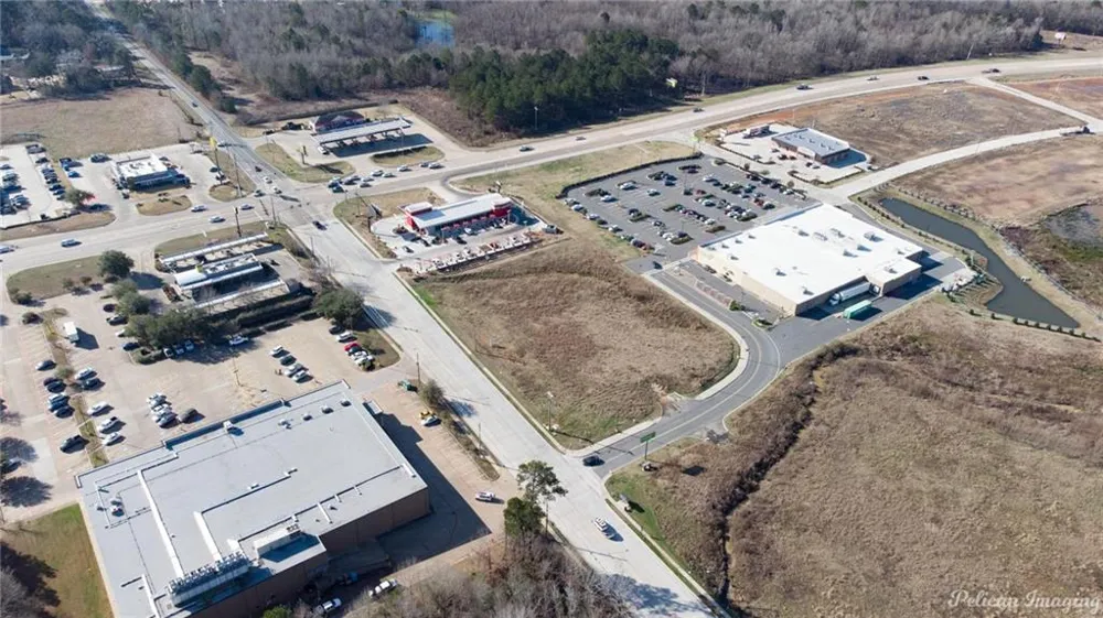 Linwood Rd@ Bert Kouns Shreveport, LA 71106