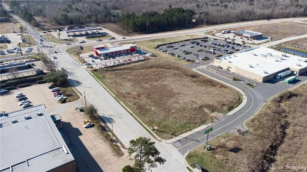 Linwood Rd@ Bert Kouns Shreveport, LA 71106
