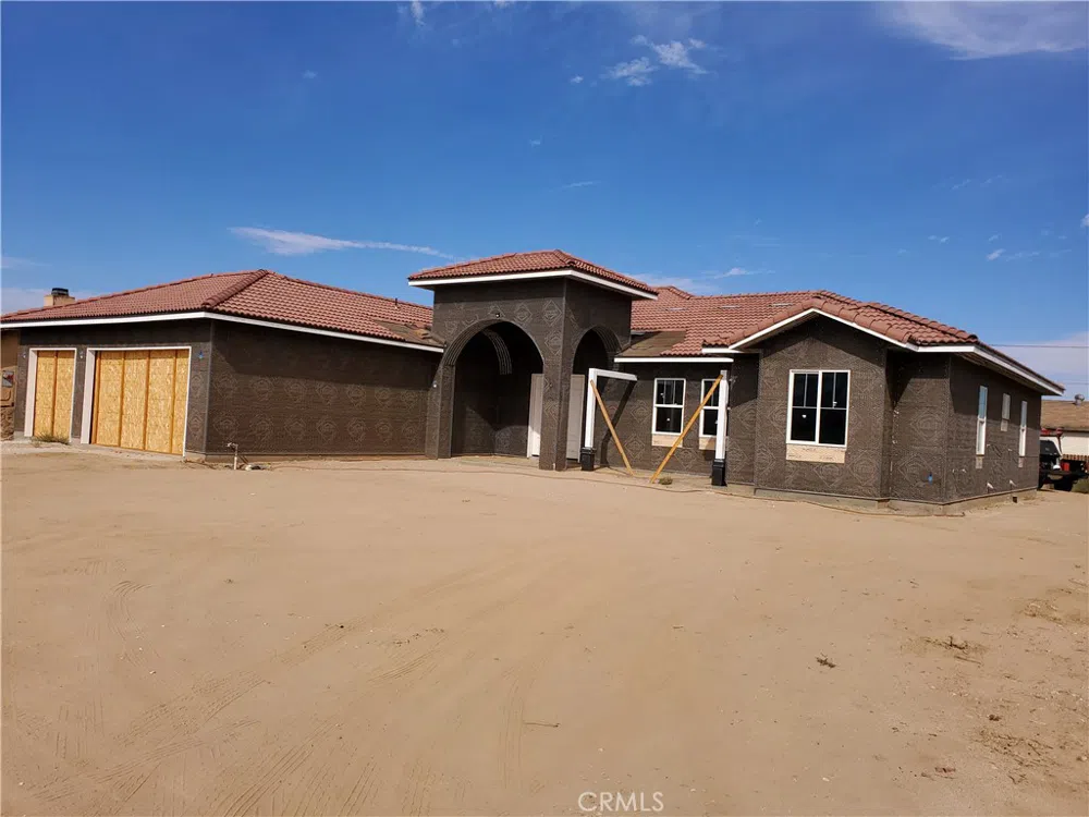 14748 La Mesa Road Victorville, CA 92392