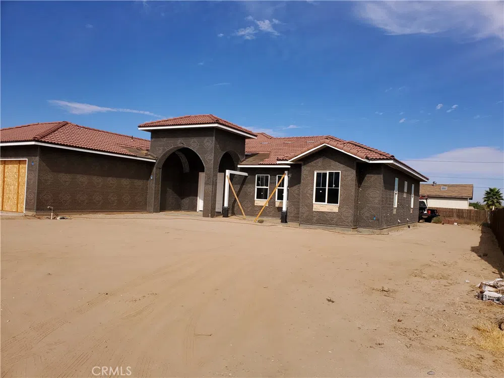 14748 La Mesa Road Victorville, CA 92392