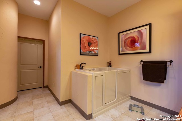503 WILD TURKEY BLVD Boerne, TX 78006