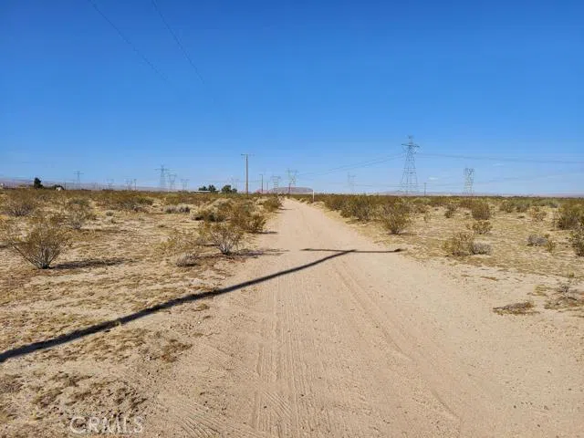 1 Coventry Street Newberry Springs, CA 92365