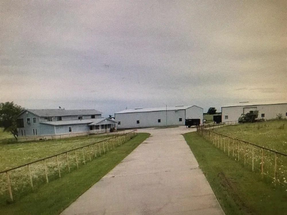 22534 State Highway 56 Southmayd, TX 76273