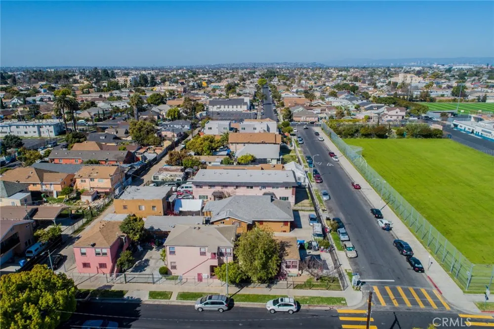 4607 Wadsworth Avenue Los Angeles, CA 90011