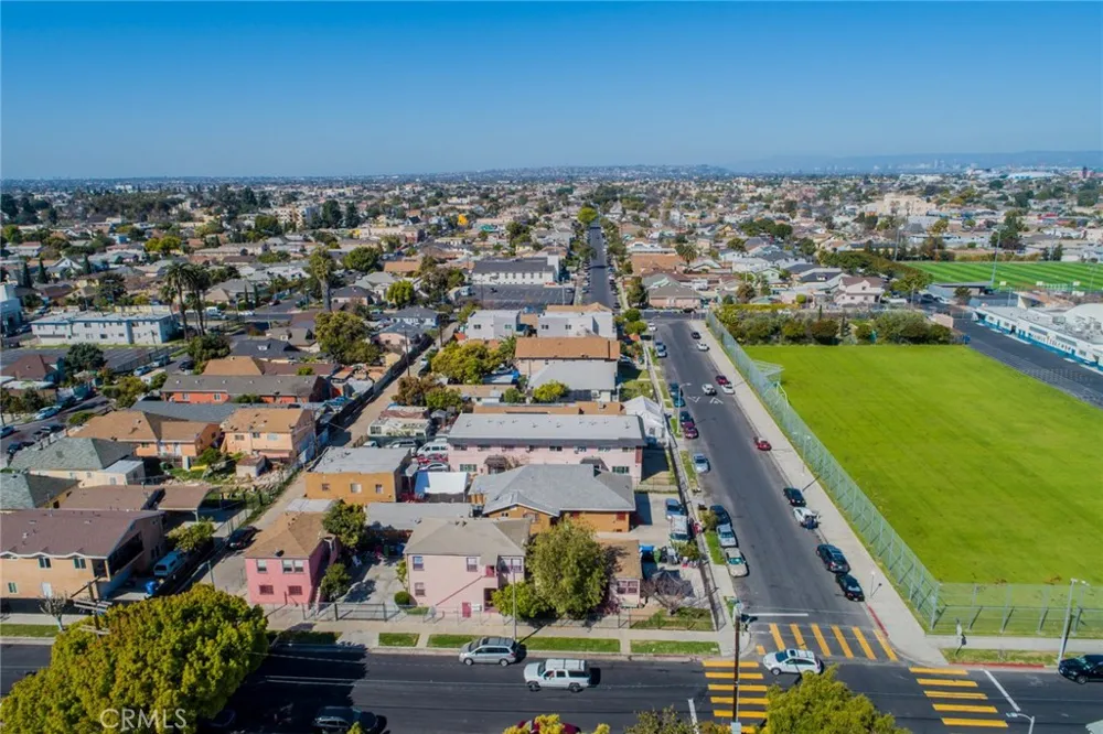 4607 Wadsworth Avenue Los Angeles, CA 90011
