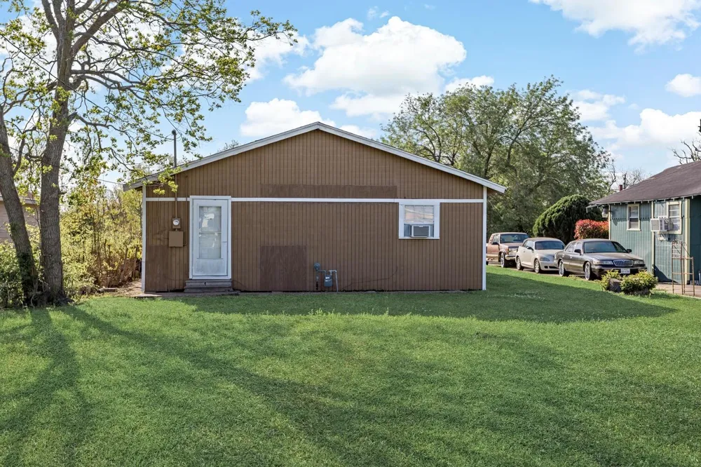 1027 13th Street Port Arthur, TX 77640