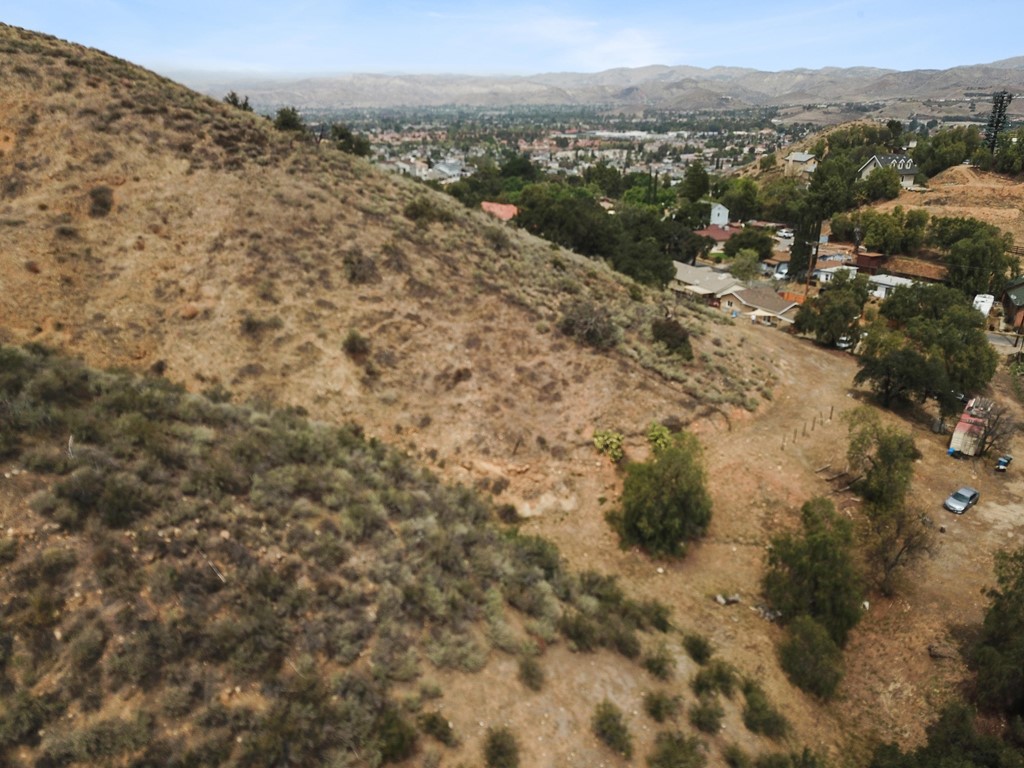 5946 Oak Knolls Road Simi Valley, CA 93063