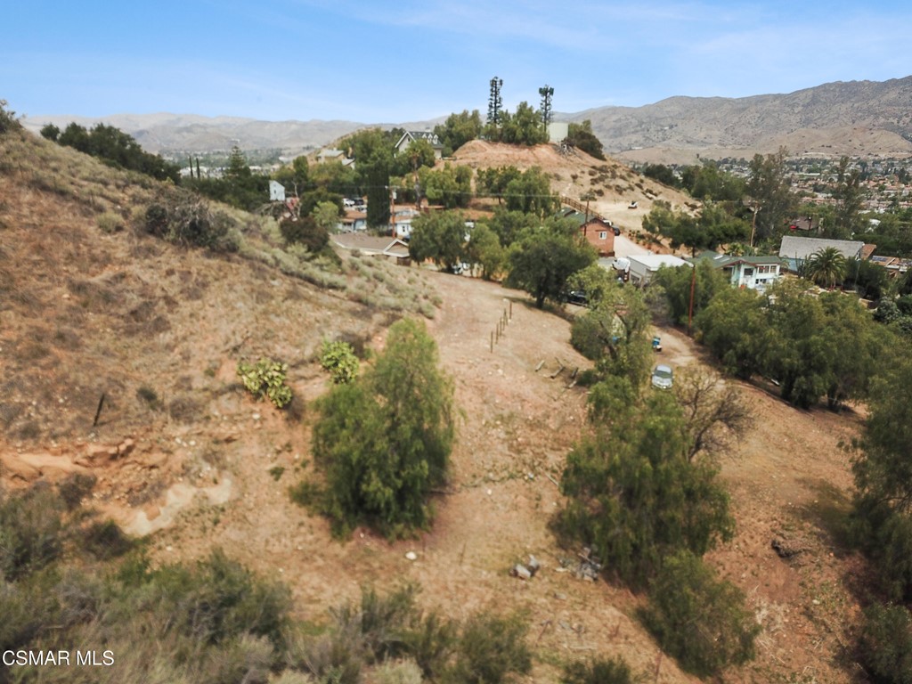 5946 Oak Knolls Road Simi Valley, CA 93063