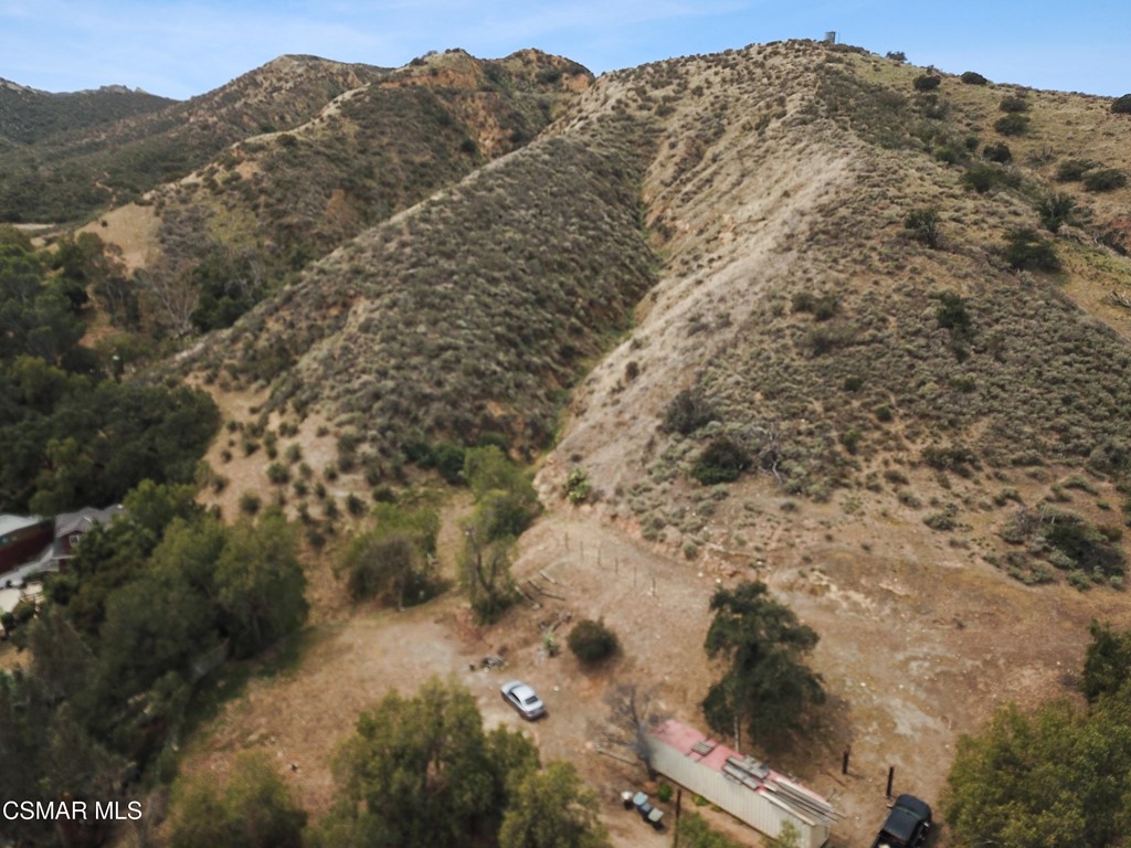 5946 Oak Knolls Road Simi Valley, CA 93063