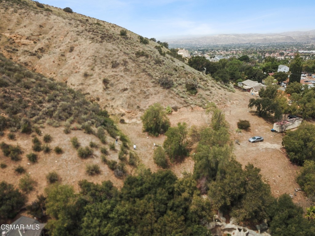 5946 Oak Knolls Road Simi Valley, CA 93063