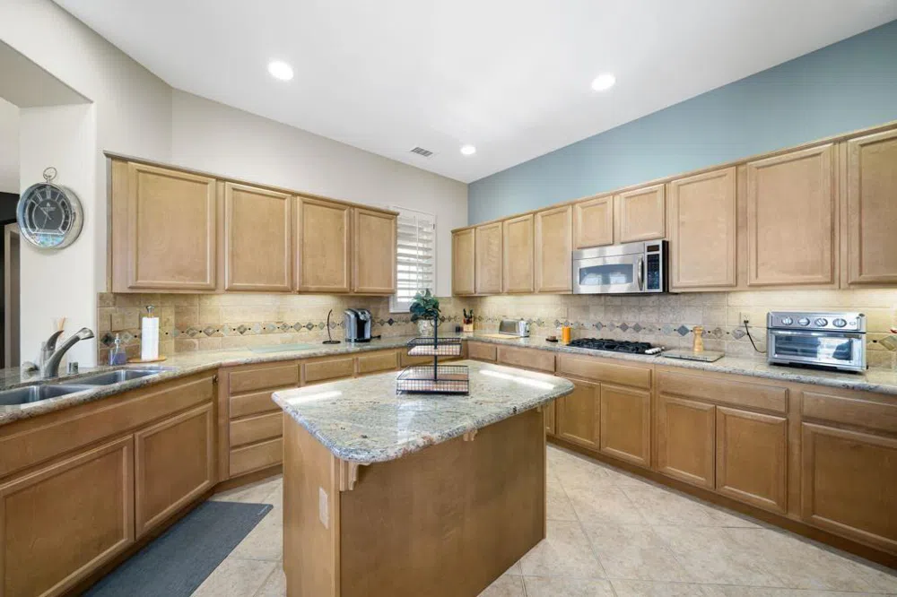 61037 Fire Barrel Drive La Quinta, CA 92253
