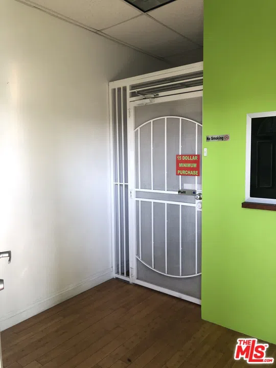 1702 S Hoover Street Los Angeles, CA 90006