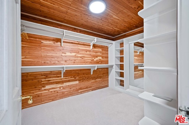 26763 Mulholland Calabasas, CA 91302