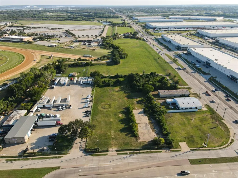 2578 Belt Line Road Grand Prairie, TX 75050