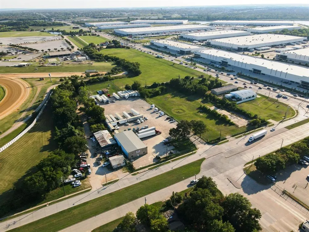 2578 Belt Line Road Grand Prairie, TX 75050
