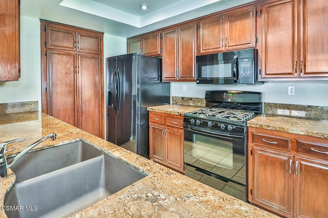 630 Kingswood Lane #F Simi Valley, CA 93065