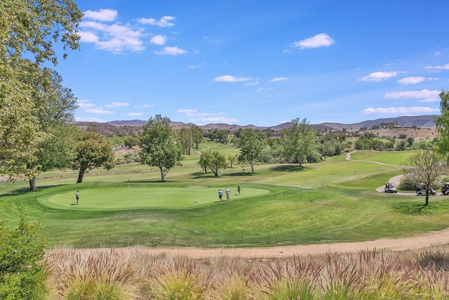 630 Kingswood Lane #F Simi Valley, CA 93065