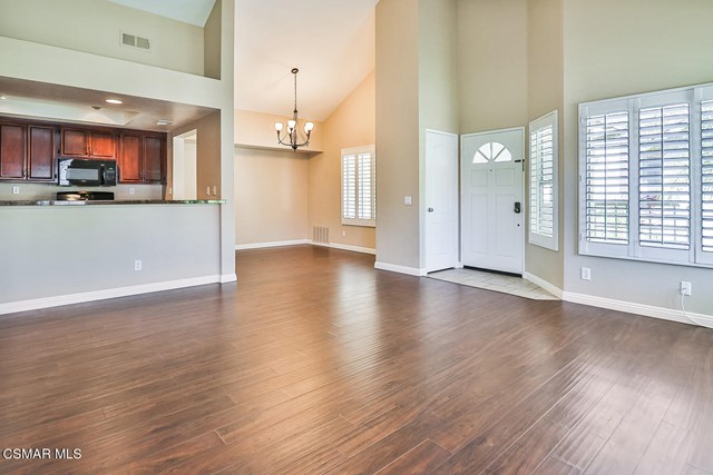 630 Kingswood Lane #F Simi Valley, CA 93065