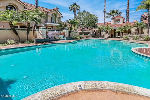 630 Kingswood Lane #F Simi Valley, CA 93065