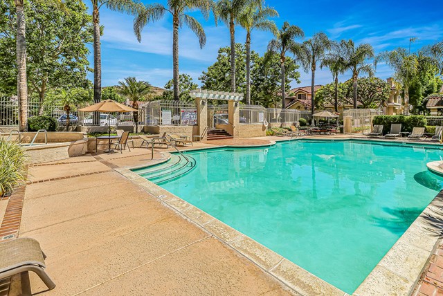 630 Kingswood Lane #F Simi Valley, CA 93065