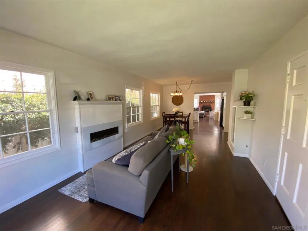 1615 Willow St San Diego, CA 92106