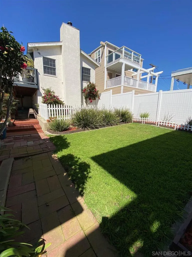 1615 Willow St San Diego, CA 92106