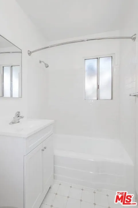 2339 Abbot Kinney Boulevard Venice, CA 90291