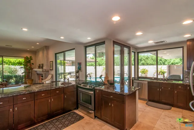 12 Whittier Court Rancho Mirage, CA 92270