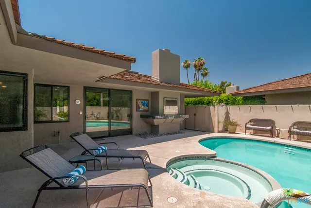 12 Whittier Court Rancho Mirage, CA 92270
