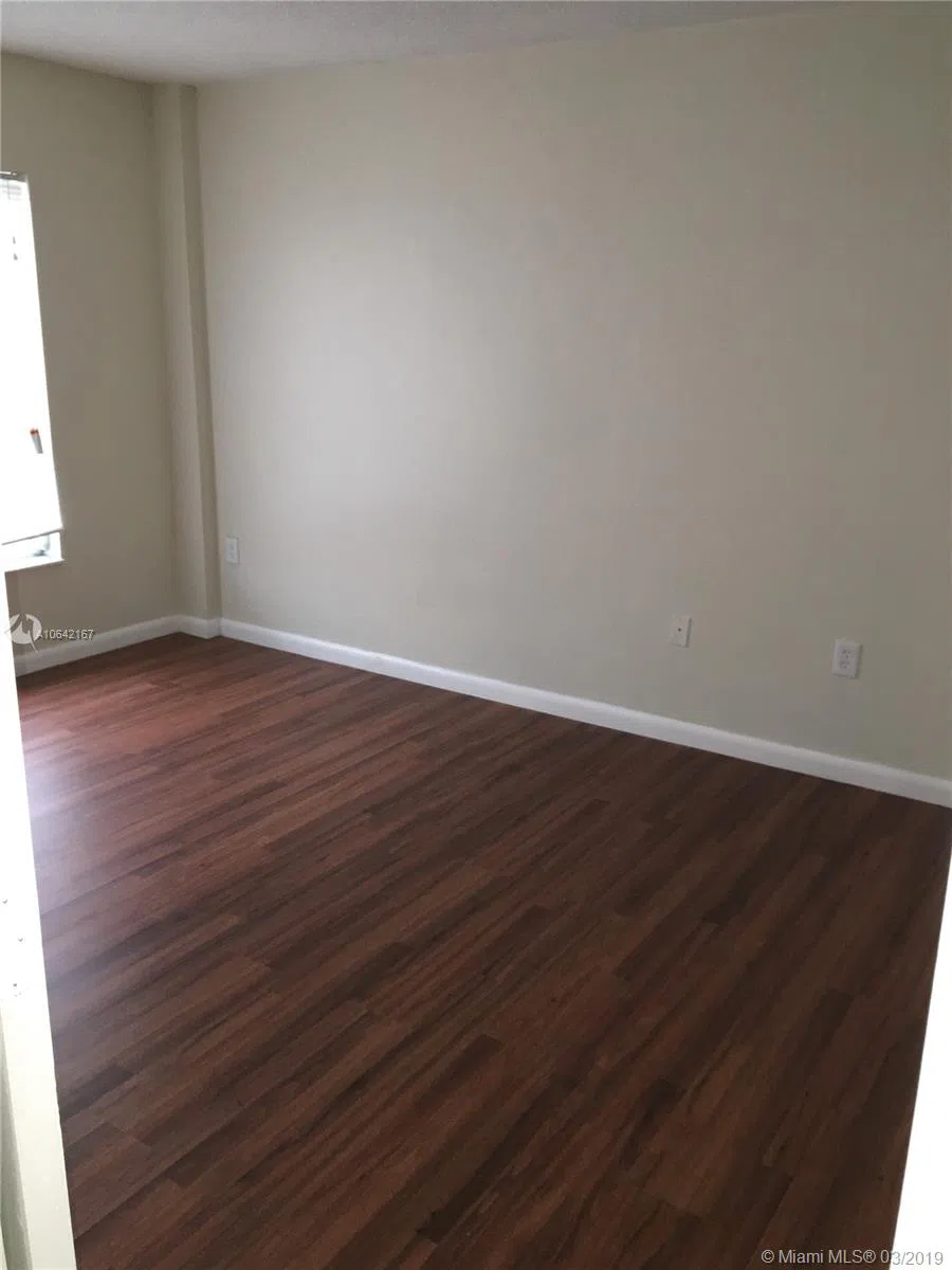 4164 Inverrary Dr #813 Lauderhill, FL 33319