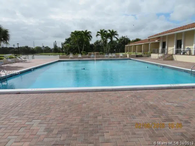 4164 Inverrary Dr #813 Lauderhill, FL 33319