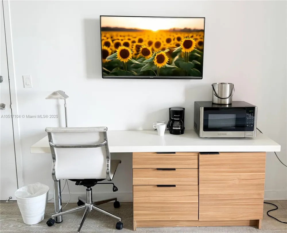 2602 E Hallandale Beach Blvd #1708 Hallandale Beach, FL 33009