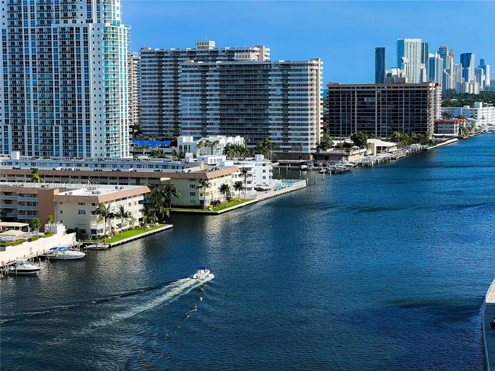 2602 E HALLANDALE BEACH BLVD #1605 Hallandale Beach, FL 33009