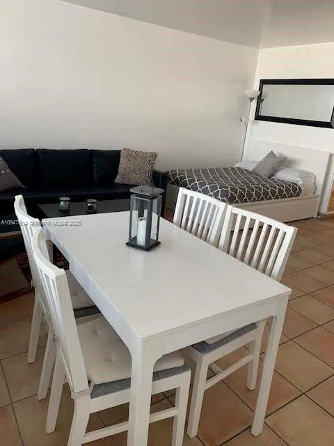 100 Lincoln Rd #1219 Miami Beach, FL 33139