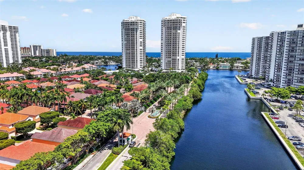 3802 NE 207th St #2802 Aventura, FL 33180