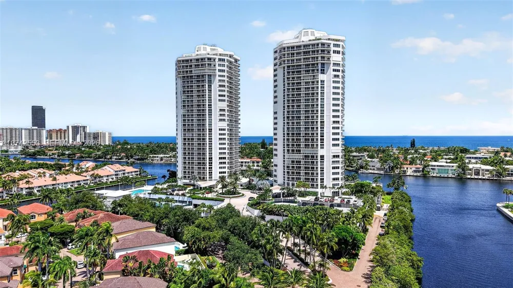 3802 NE 207th St #2802 Aventura, FL 33180