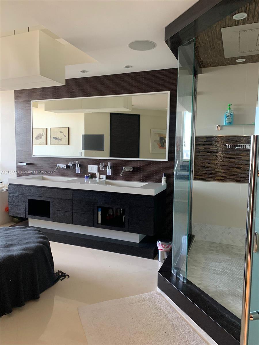 3802 NE 207th St #2802 Aventura, FL 33180